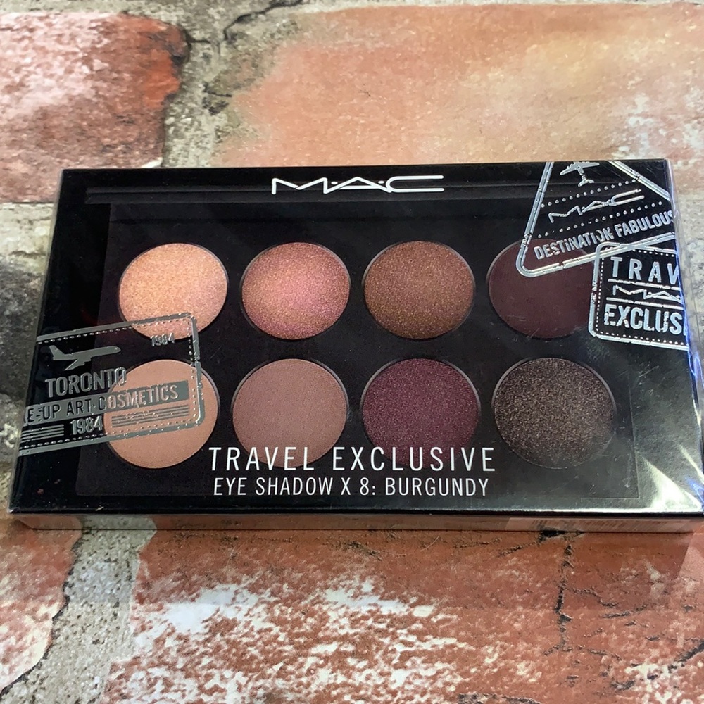 MAC Travel Exclusive eyeshadow X8 Burgundy